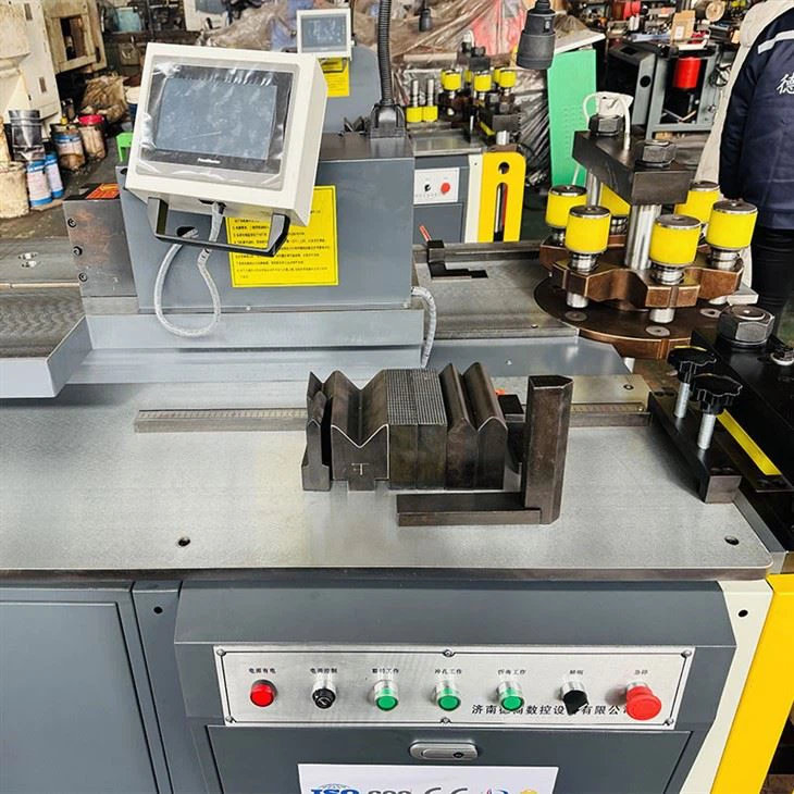 Busbar bending Busbar Processing Machine